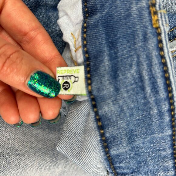 Lane Bryant Mid Rise Wide Leg Crop Jeans Signature Fit Flex Magic Waist 16 Long - Picture 12 of 12